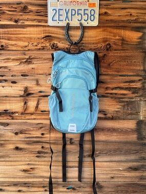 KAPKA | NEW Mazama Light Blue Hydration Backpack